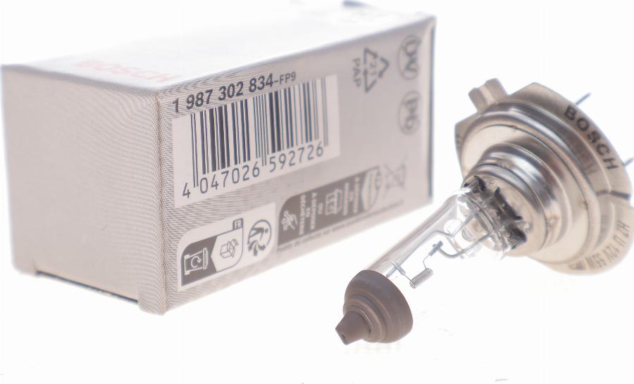 BOSCH 1 987 302 834 - Лампа розжарювання, фара дальнього світла autodetail.com.ua