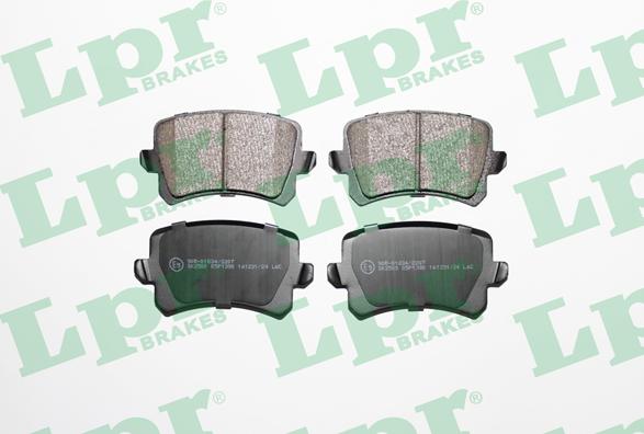 LPR 05P1390 - Комплект гальмівних накладок, дискове гальмо autodetail.com.ua